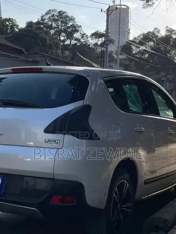 Peugeot 3008 2016