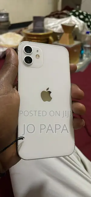 Apple iPhone 12 64 GB White