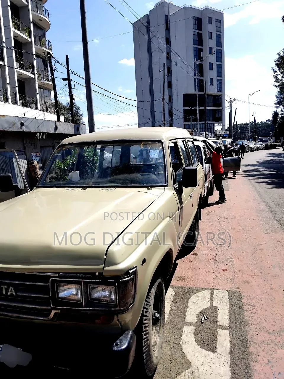 Toyota Land Cruiser 62 Wagon 1989 Beige