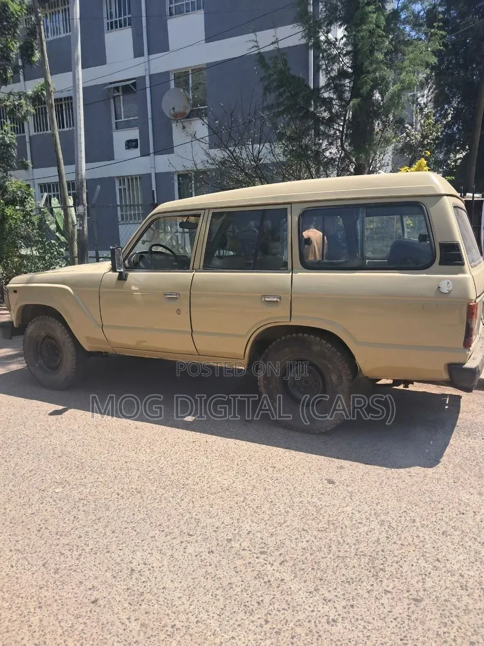 Toyota Land Cruiser 62 Wagon 1989 Beige