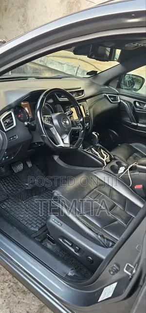 Nissan Qashqai 2018 Black