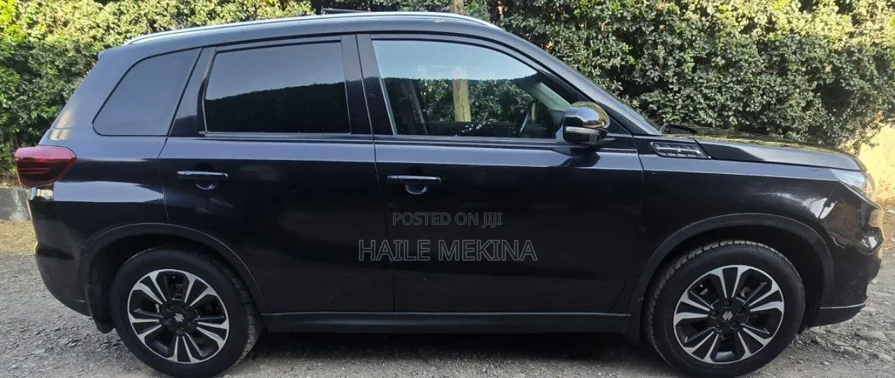 Suzuki Grand Vitara 2020 Black