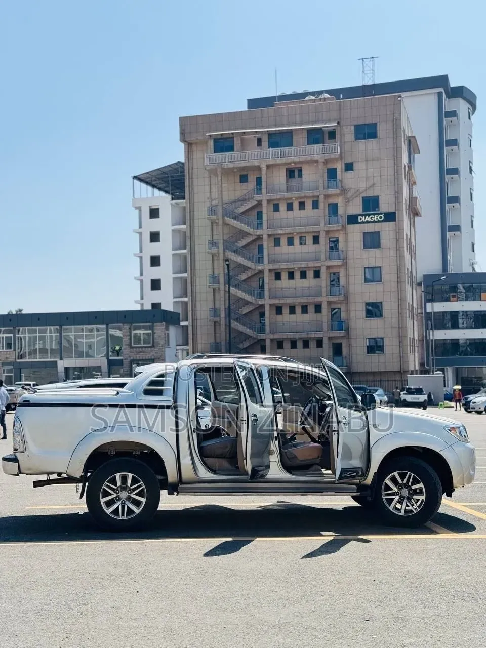Toyota Hilux 2010 Gray