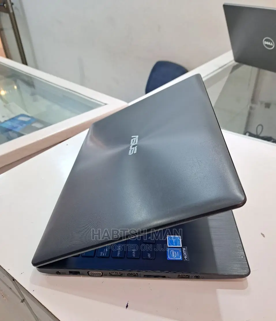 New Laptop Asus VivoBook 15 X505BA 4GB Intel Core 2 Quad HDD 500GB