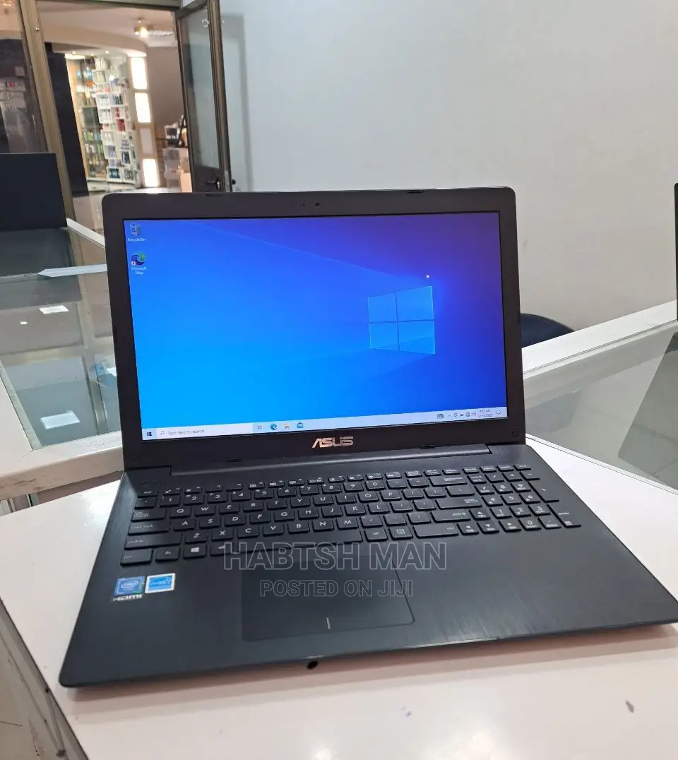 New Laptop Asus VivoBook 15 X505BA 4GB Intel Core 2 Quad HDD 500GB