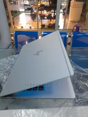 Photo - New Laptop HP 8GB Intel Core I5 SSD 512GB