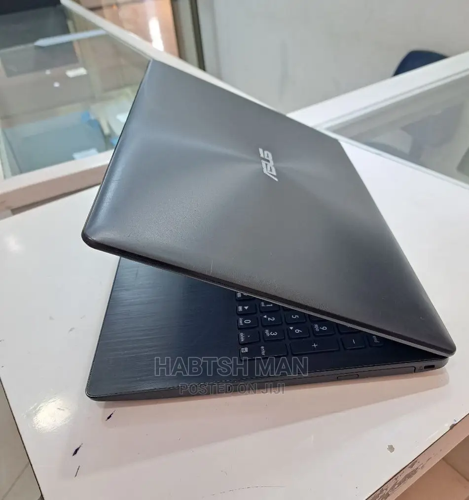 New Laptop Asus VivoBook 15 X505BA 4GB Intel Celeron HDD 500GB