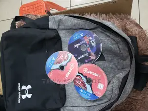 Photo - Used Ps4 Games