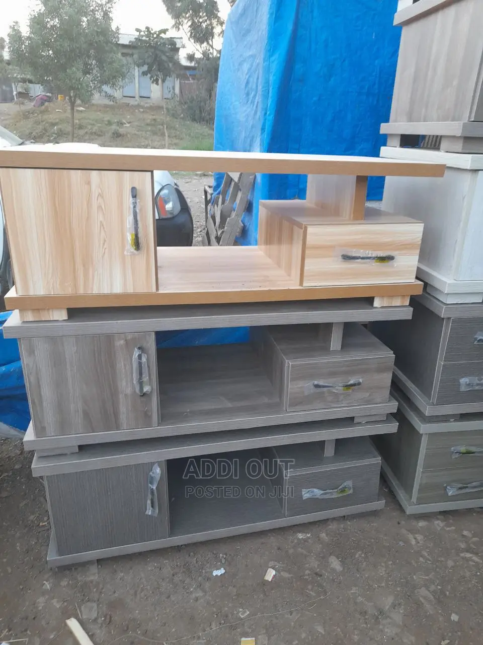 ላምኔት ጠረጴዛዎች/Tables