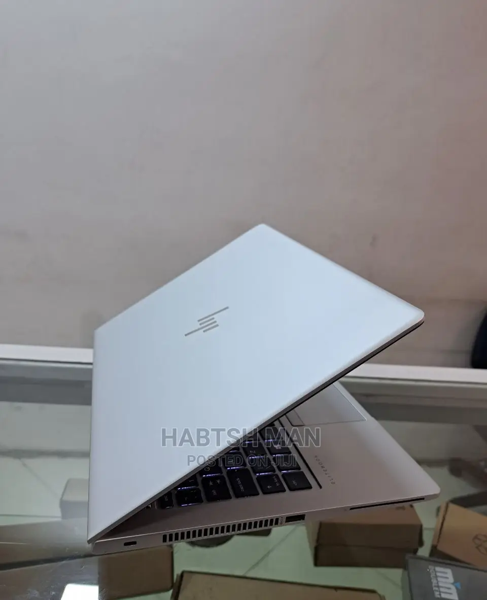 New Laptop HP EliteBook 830 G5 8GB Intel Core I5 SSD 512GB