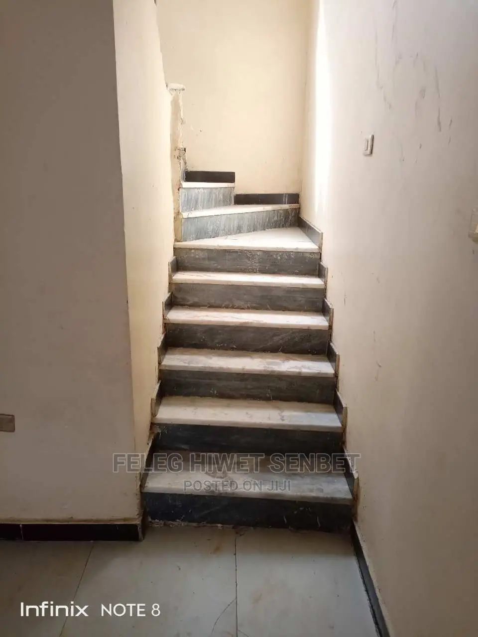 6bdrm House in አአ, Bole for sale