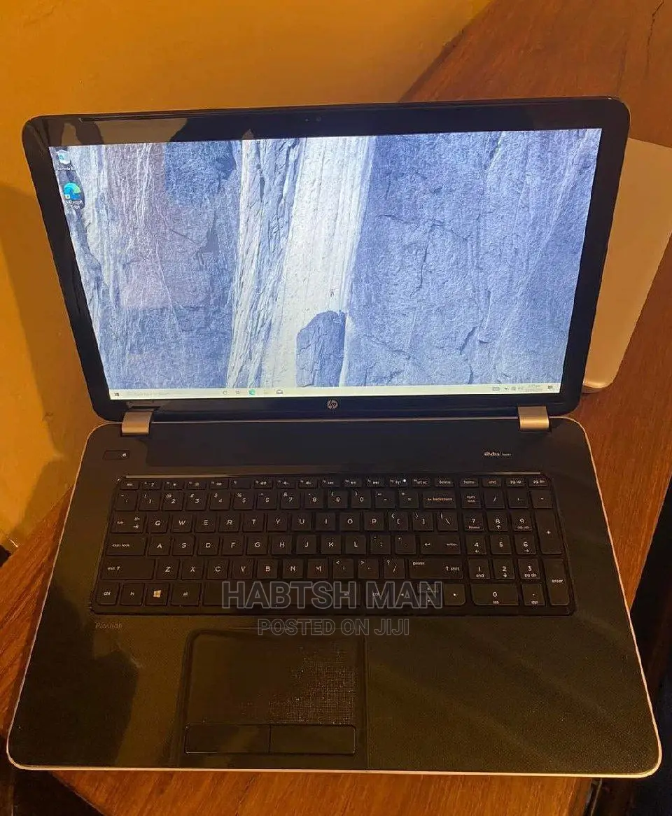 New Laptop HP Pavilion 15 8GB Intel Core I7 HDD 750GB