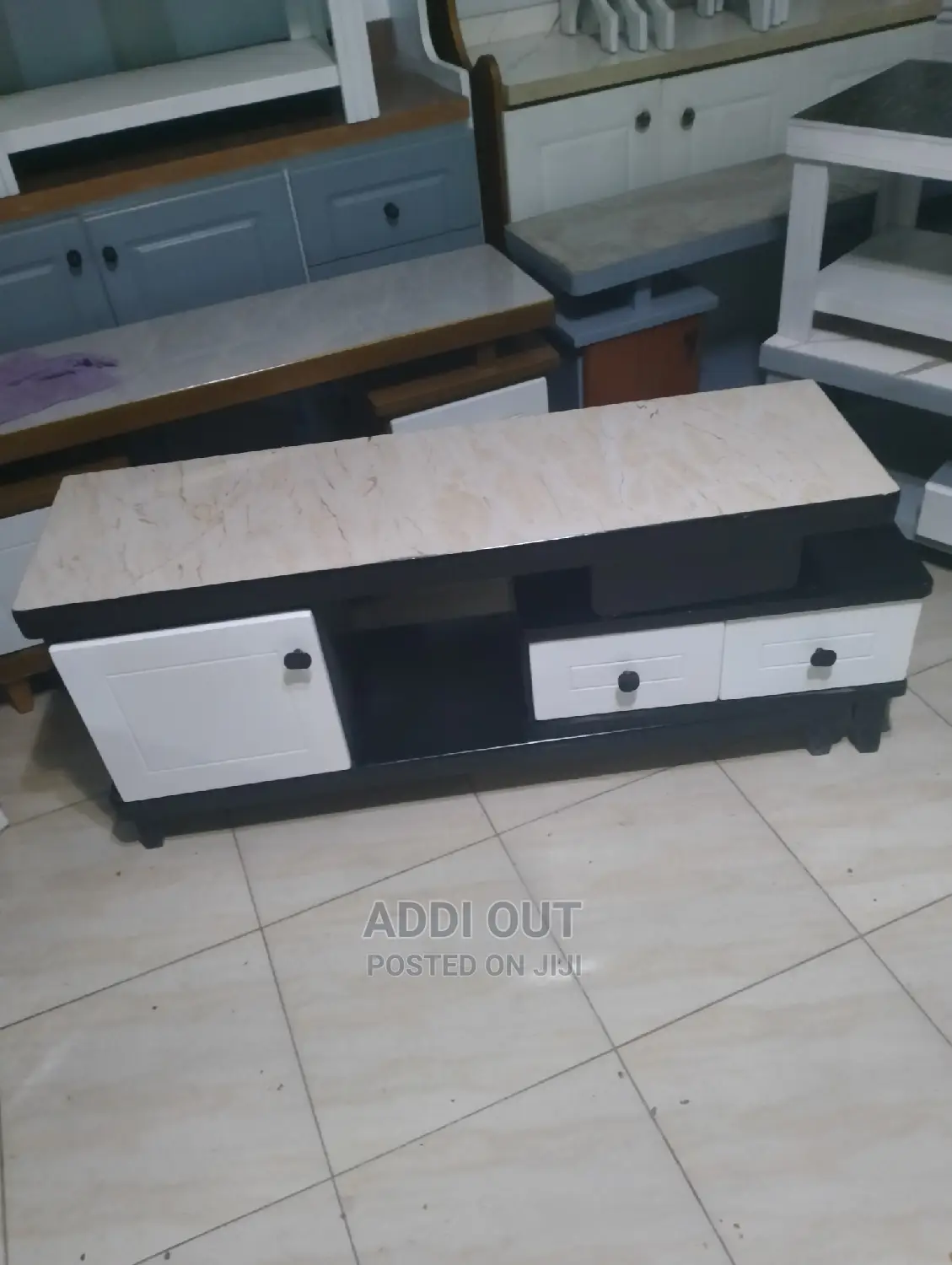 Tv Stand/የቲቪ ማስቀመጫ