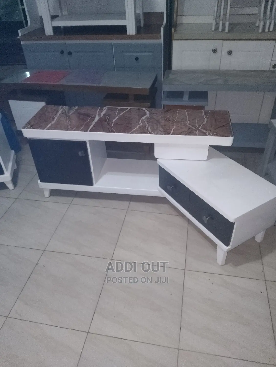 Tv Stand/የቲቪ ማስቀመጫ