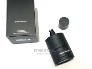 Photo - The Tom Is Black for Him