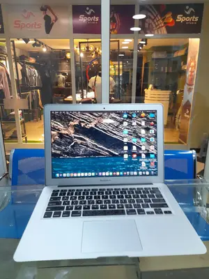 New Laptop Apple MacBook Air 2015 8GB Intel Core I5 SSD 256GB