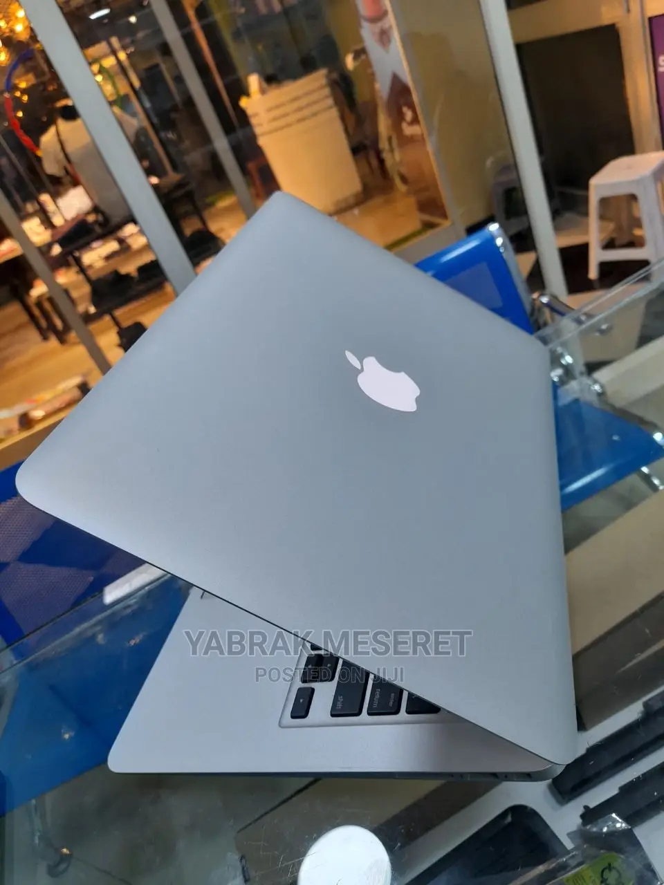 New Laptop Apple MacBook Air 2015 8GB Intel Core I5 SSD 256GB