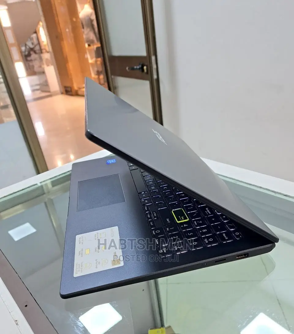 New Laptop Asus VivoBook 15 X505BA 4GB Intel Celeron SSD 128GB