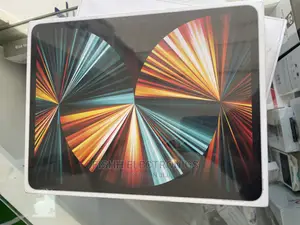 Photo - New Apple iPad Pro 12.9 (2020) 256 GB Black