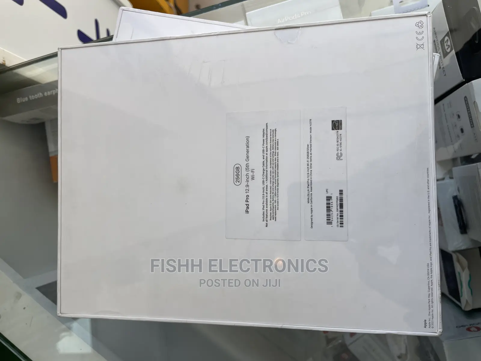 New Apple iPad Pro 12.9 (2020) 256 GB Black