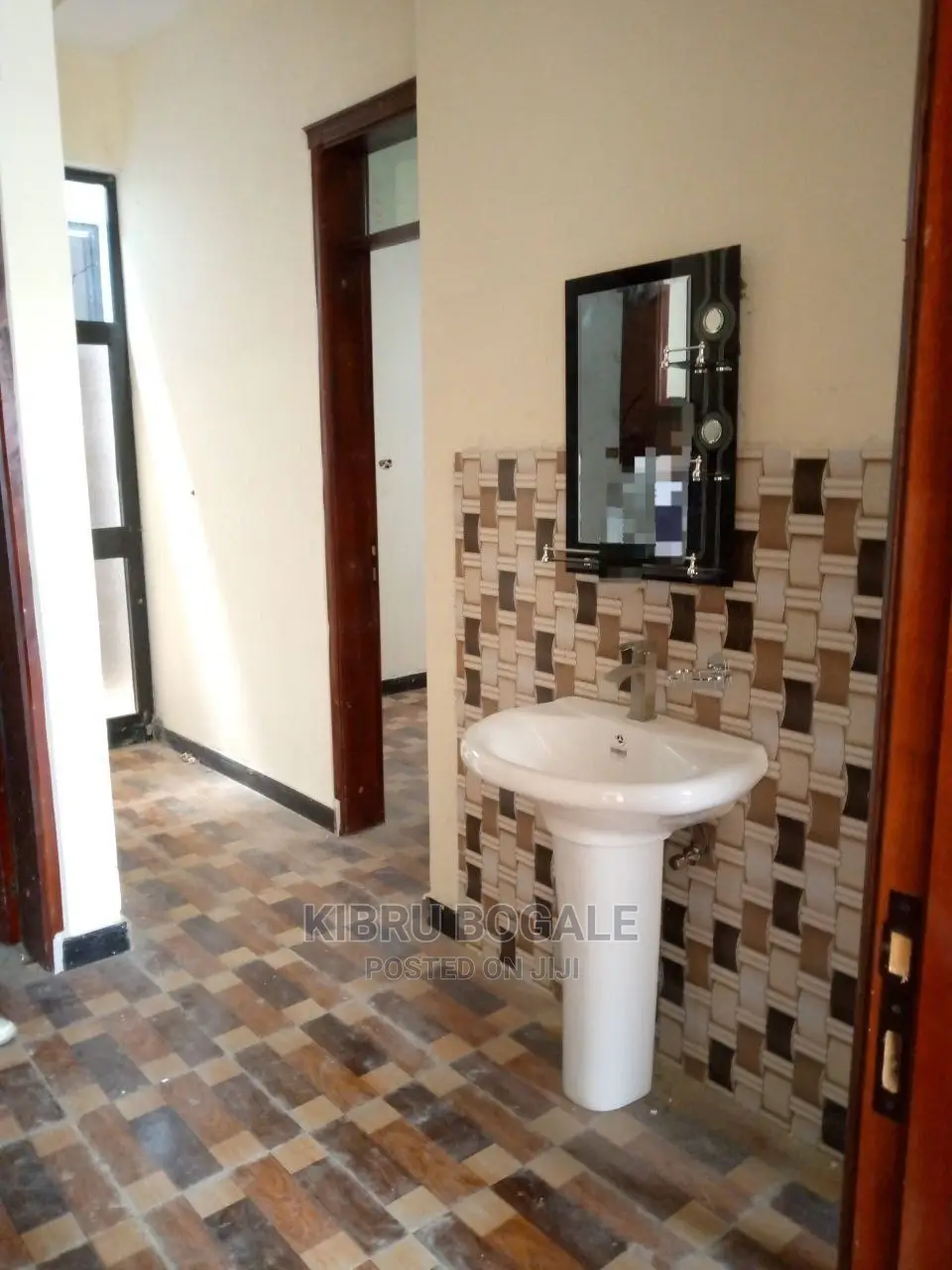 3bdrm Villa in Ayat, Bole for sale