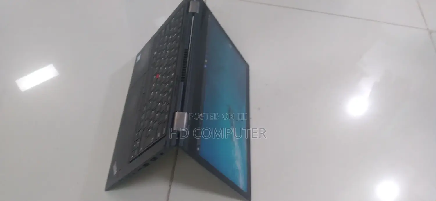 New Laptop Lenovo ThinkPad Yoga 370 8GB Intel Core I5 SSD 512GB