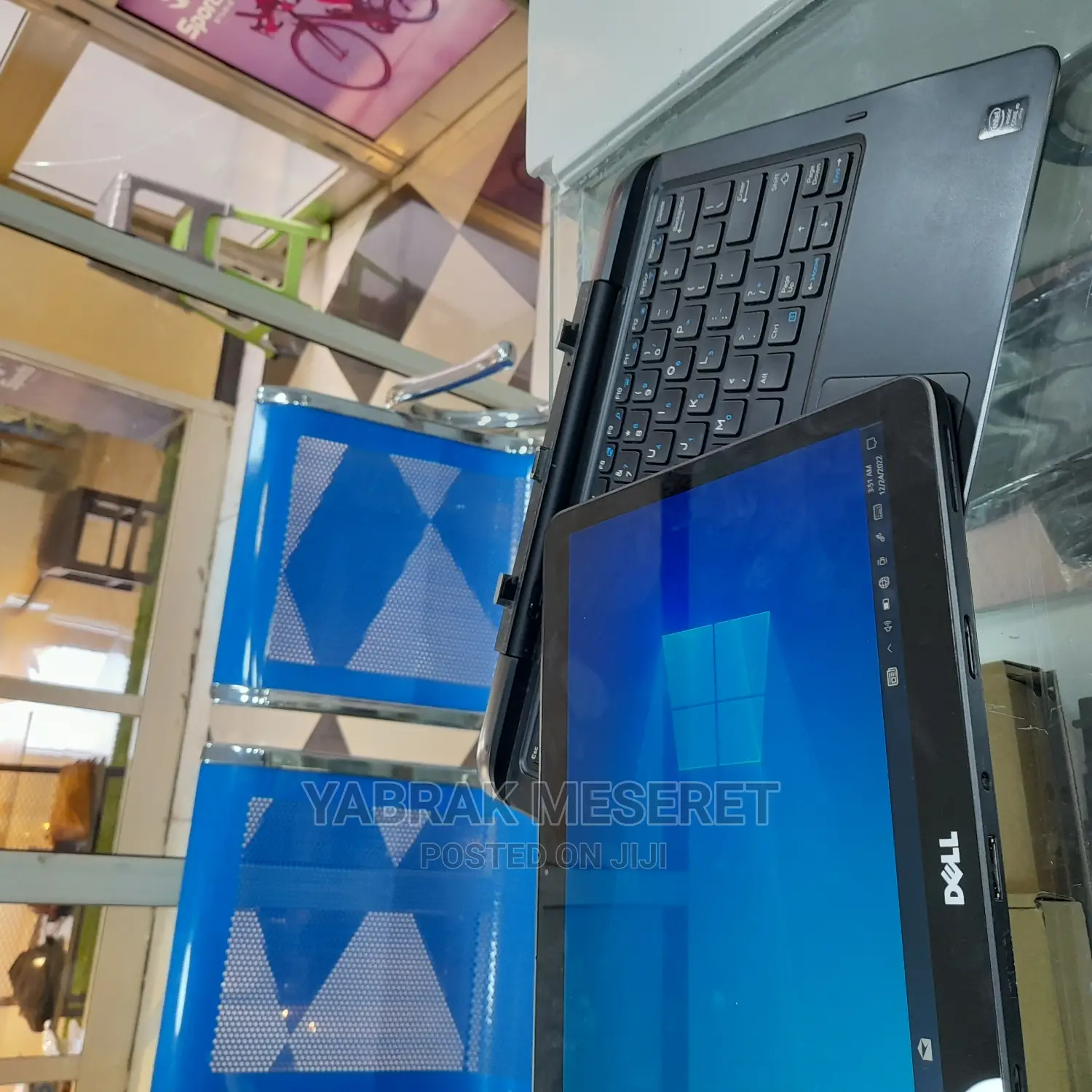 New Laptop Dell 8GB SSD 256GB