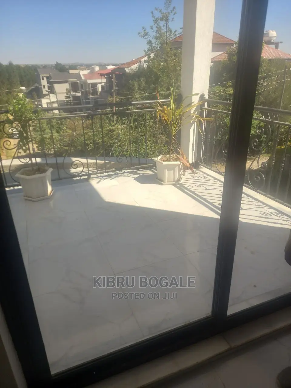 5bdrm House in Ayat, Bole for Sale