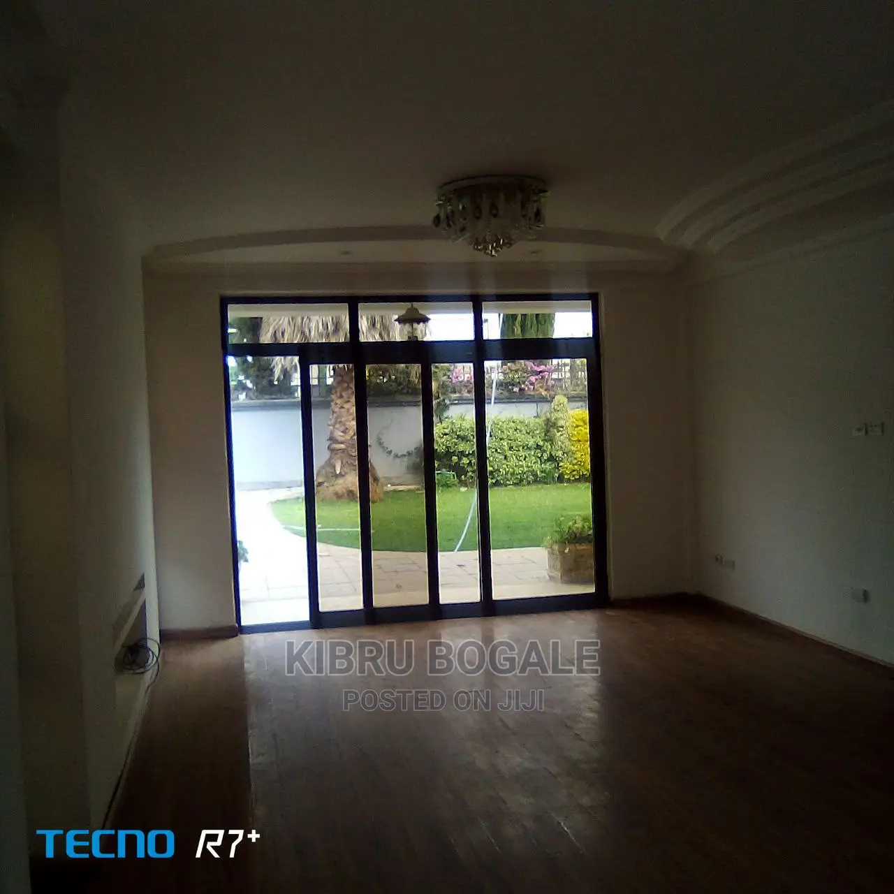 5bdrm House in Ayat, Bole for sale