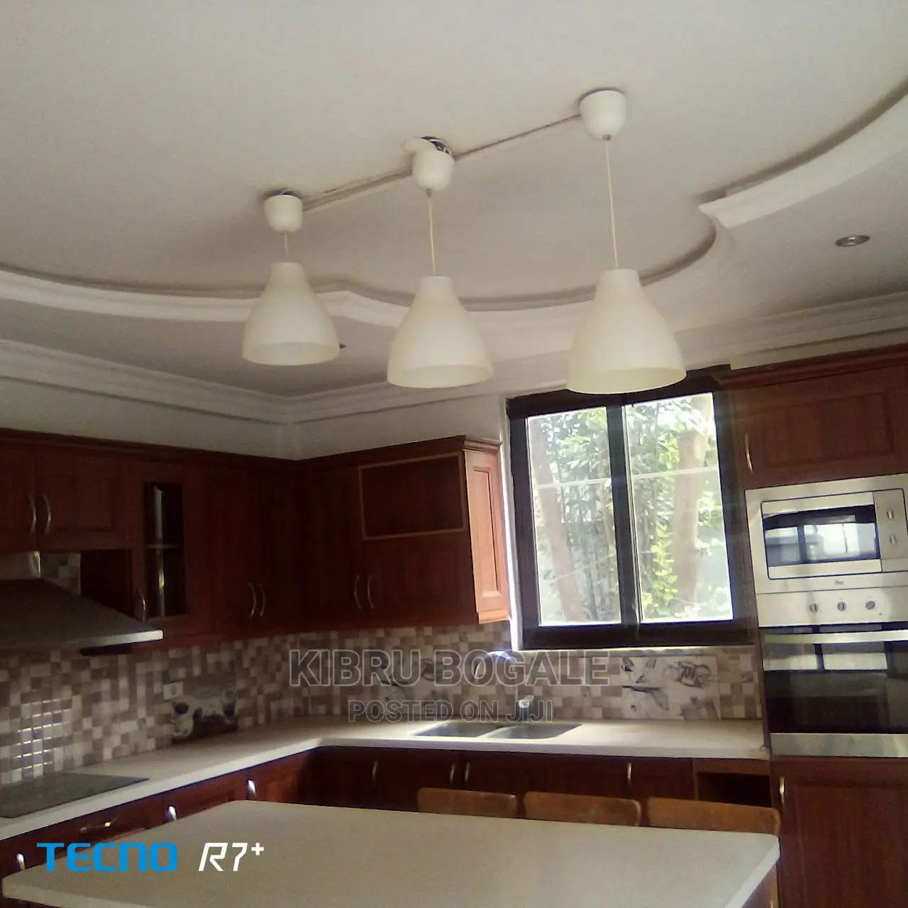 5bdrm House in Ayat, Bole for sale