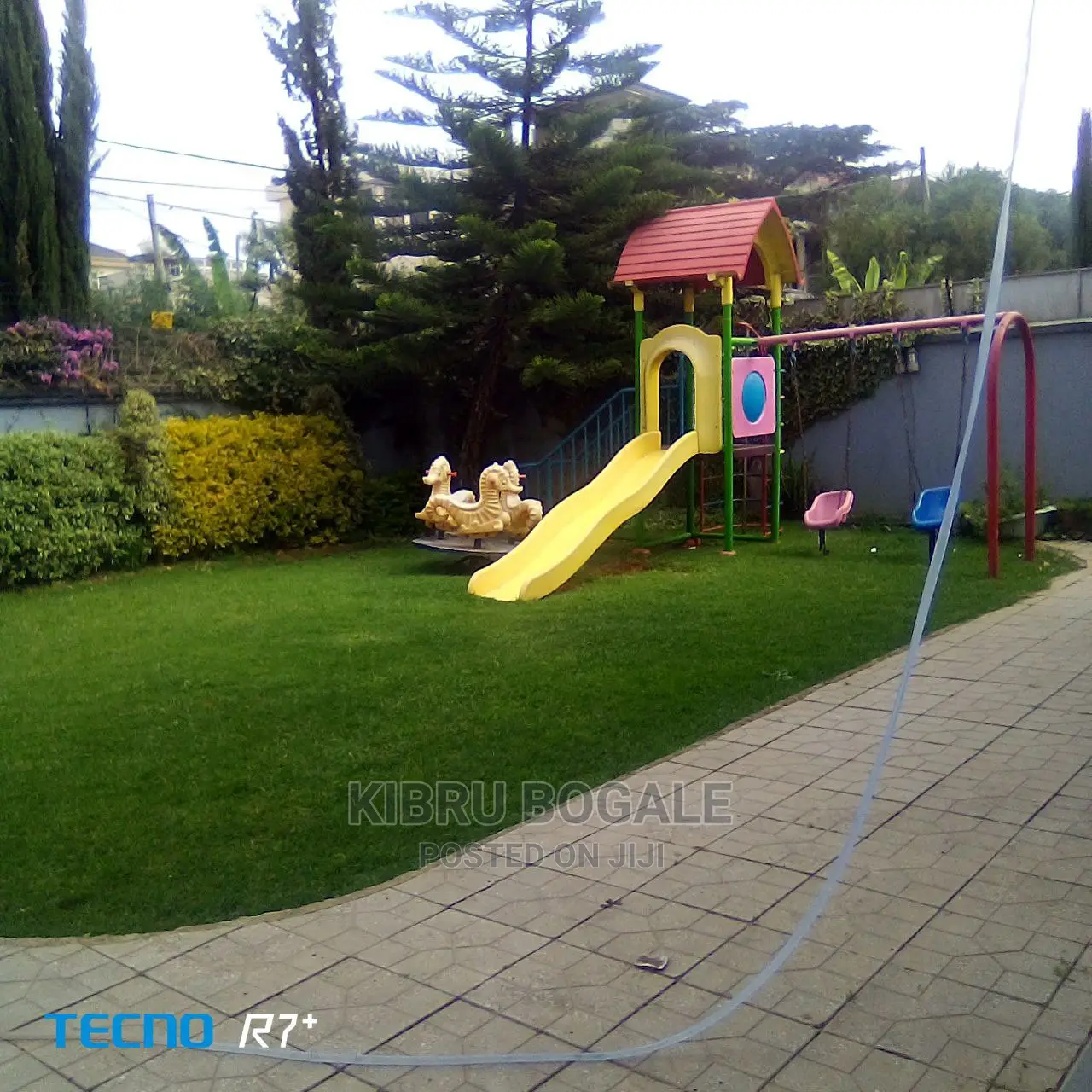 5bdrm House in Ayat, Bole for sale