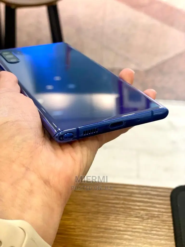 New Samsung Galaxy Note 10 Plus 5G 512 GB Blue