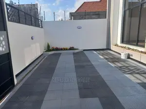 3bdrm Villa in Ayat, Bole for sale