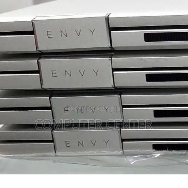 New Laptop HP Envy X360 8GB Intel Core I7 SSD 512GB