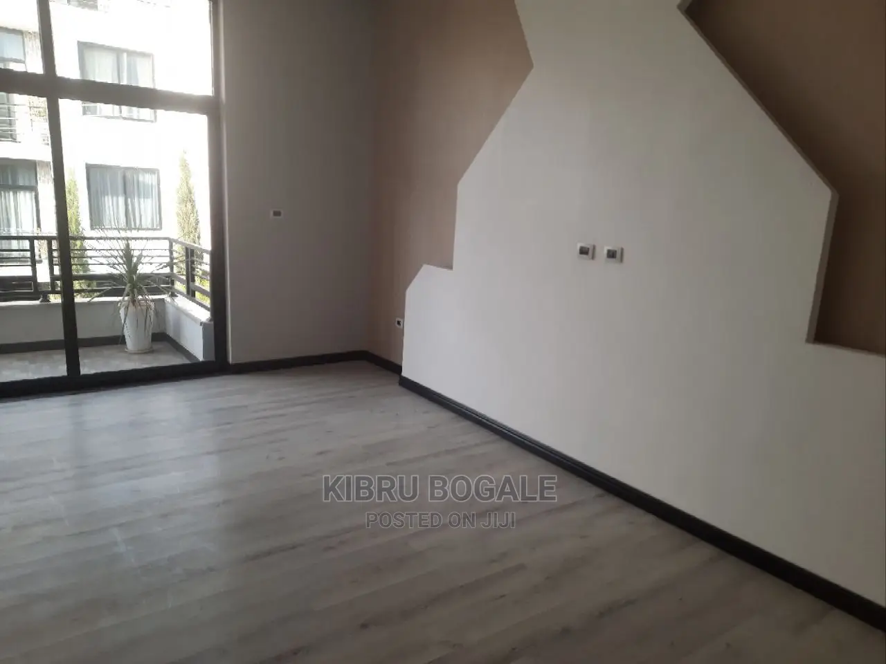 6bdrm House in Ayat, Bole for Sale