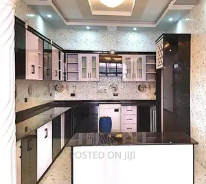 3bdrm Villa in የግል, Bole for Sale