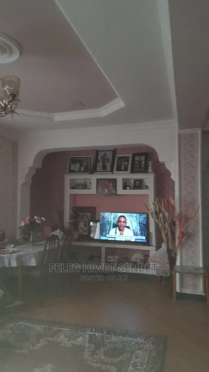 3bdrm Apartment in አአ, Bole for sale