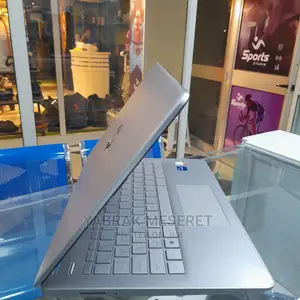 New Laptop HP Pavilion X360 8GB Intel Core I5 SSD 512GB