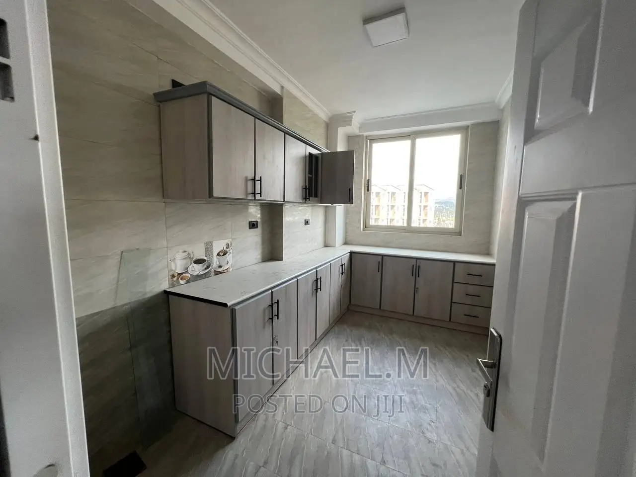 Furnished 3bdrm Apartment in Siket Realestae, Arada for Sale