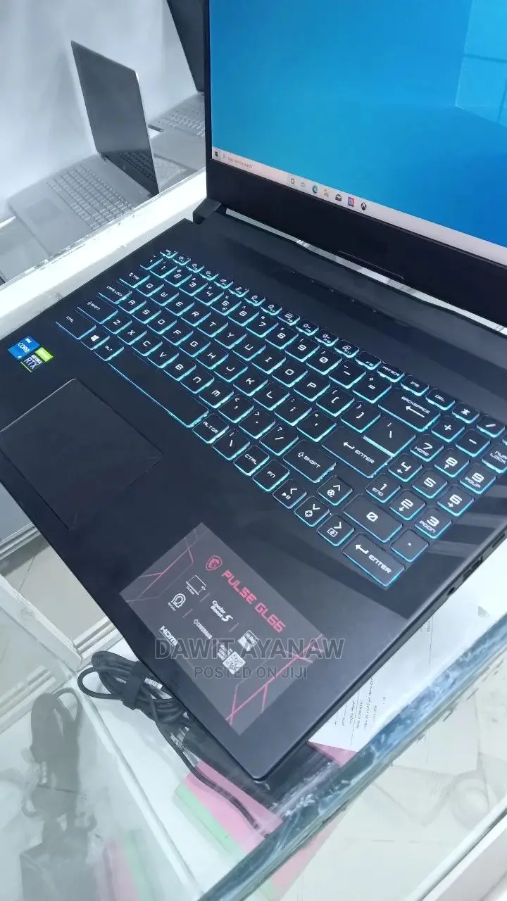 New Laptop MSI CR400 16GB Intel Core I7 SSD 512GB