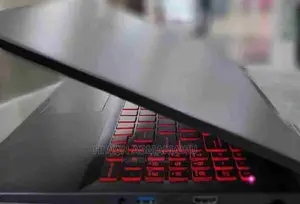 New Laptop MSI GP75 Leopard 16GB Intel Core I7 SSD 512GB