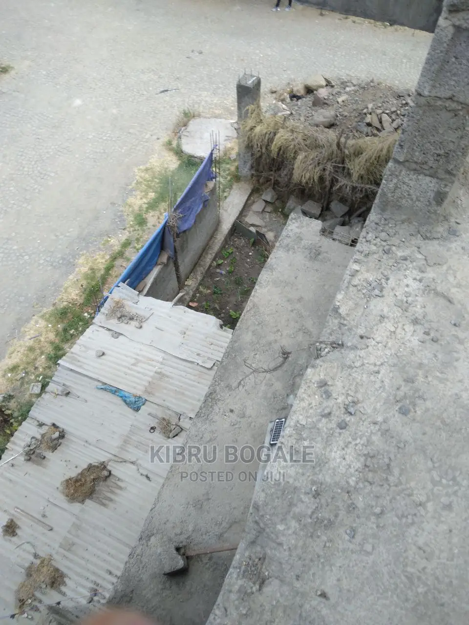 6bdrm House in Ayat, Bole for sale