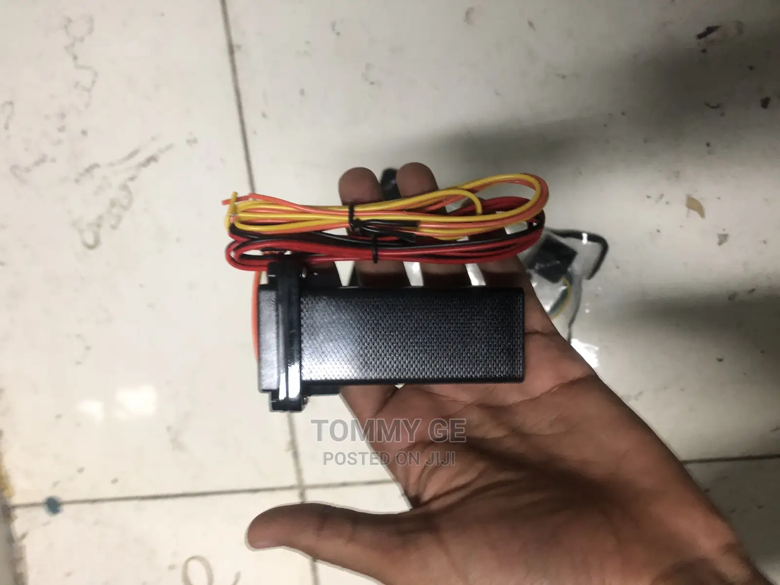 መኪናዎን ከሌባ ይጠብቁ ሞተር የሚያጠፋ GPS ለመኪና መከታተያ በስልኮ መቆጣጠርያ መተግበ