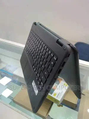 Photo - Laptop Lenovo ThinkPad Yoga 4GB Intel Core 2 Quad SSD 256GB