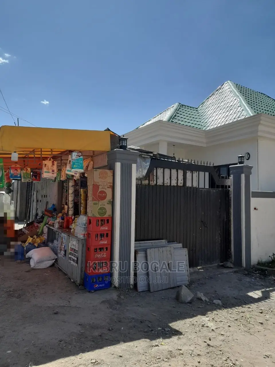 5bdrm Villa in Ayat, Bole for sale