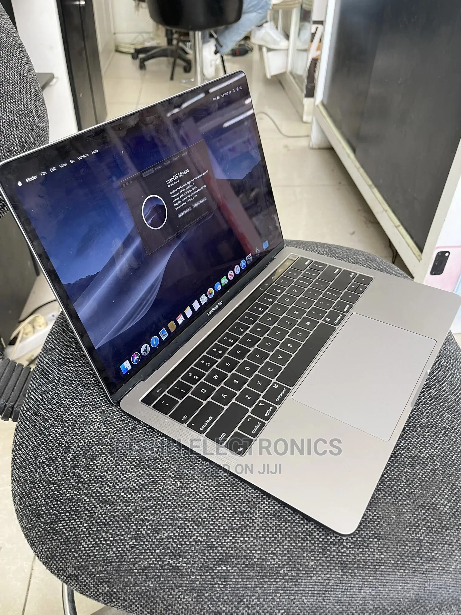 Laptop Apple MacBook Pro 2019 8GB Intel Core I5 SSD 128GB
