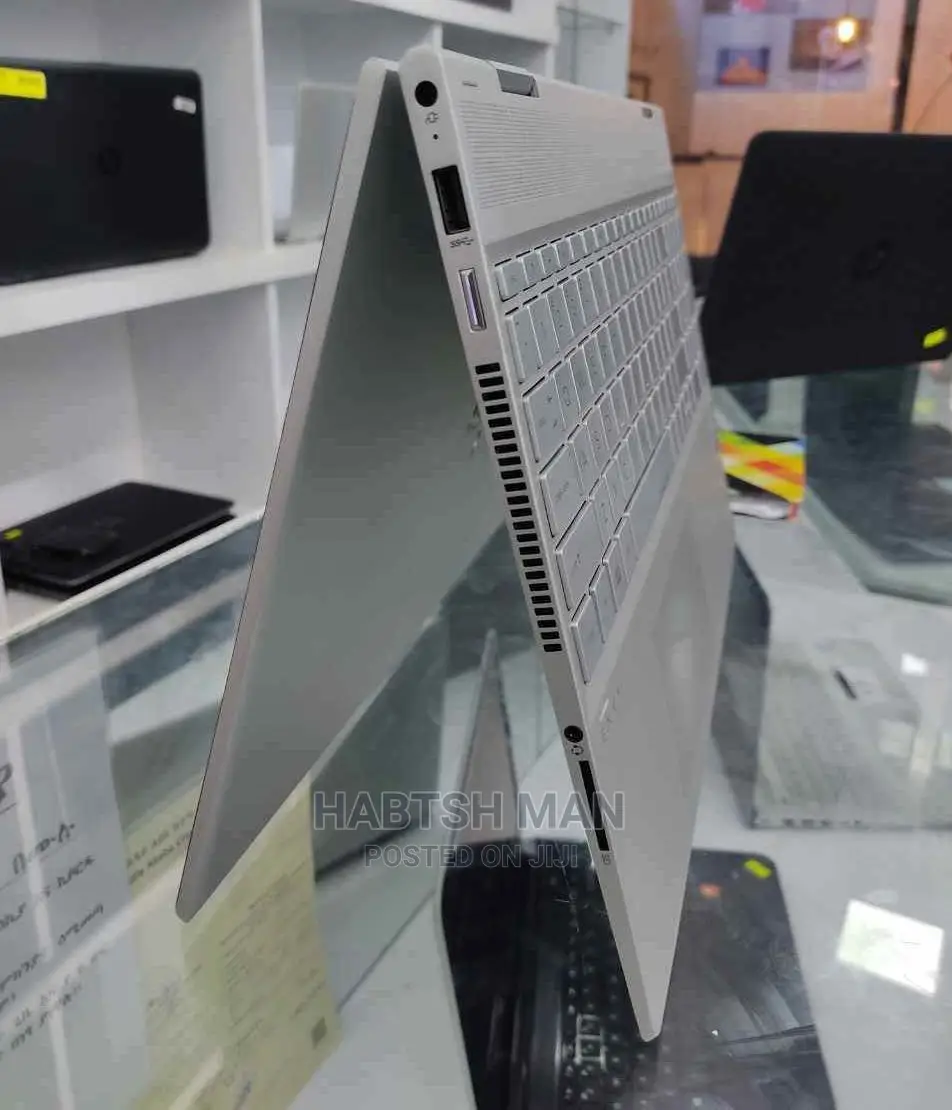 New Laptop HP Envy K101tx 8GB Intel Core I5 SSD 256GB