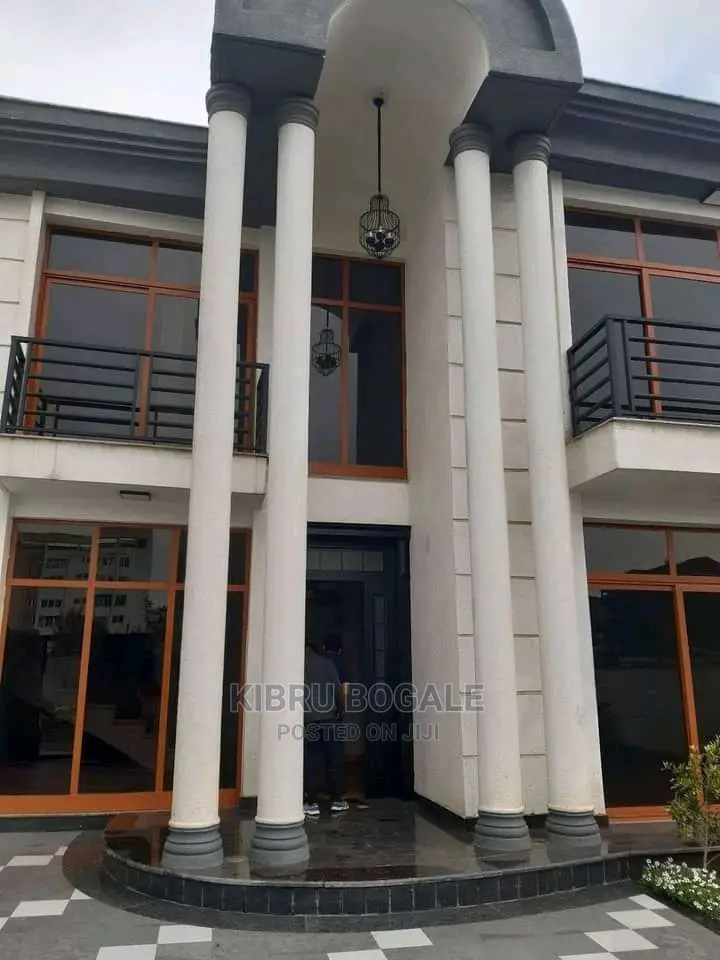 5bdrm House in Ayat, Bole for sale