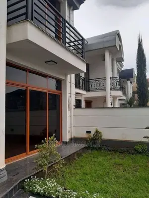5bdrm House in Ayat, Bole for sale