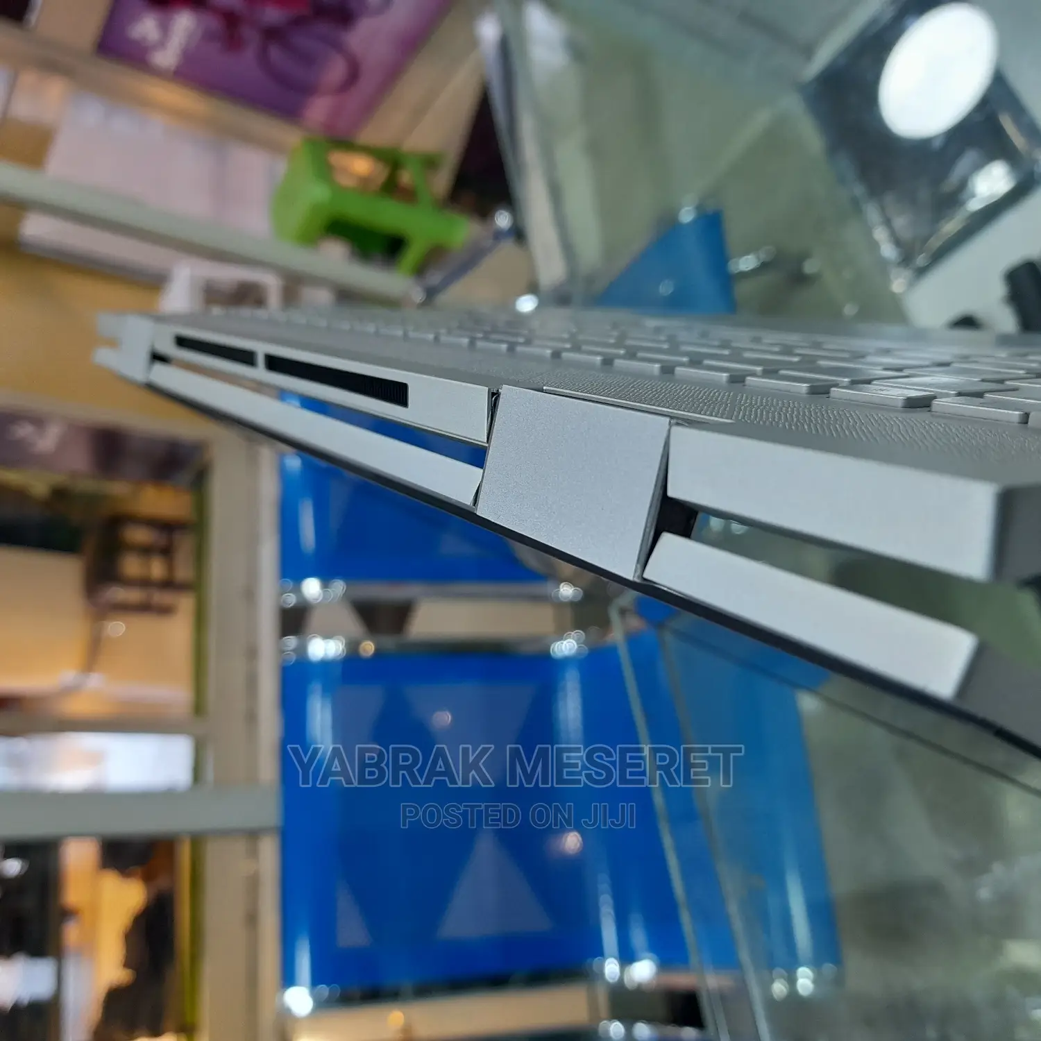 New Laptop HP Envy X360 8GB Intel Core I5 SSD 256GB